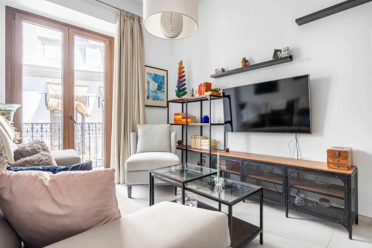 Comfy Away - Apartamento Exclusivo Mercado De Triana Con Balcon Sevilha Exterior foto
