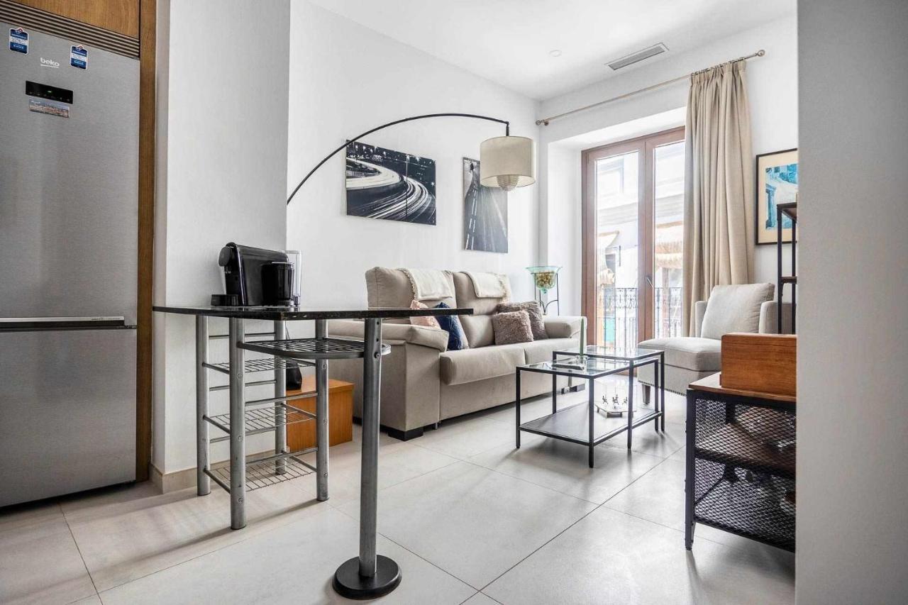 Comfy Away - Apartamento Exclusivo Mercado De Triana Con Balcon Sevilha Exterior foto