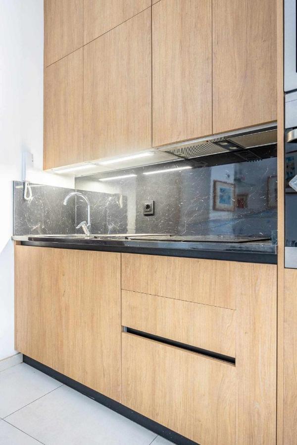 Comfy Away - Apartamento Exclusivo Mercado De Triana Con Balcon Sevilha Exterior foto