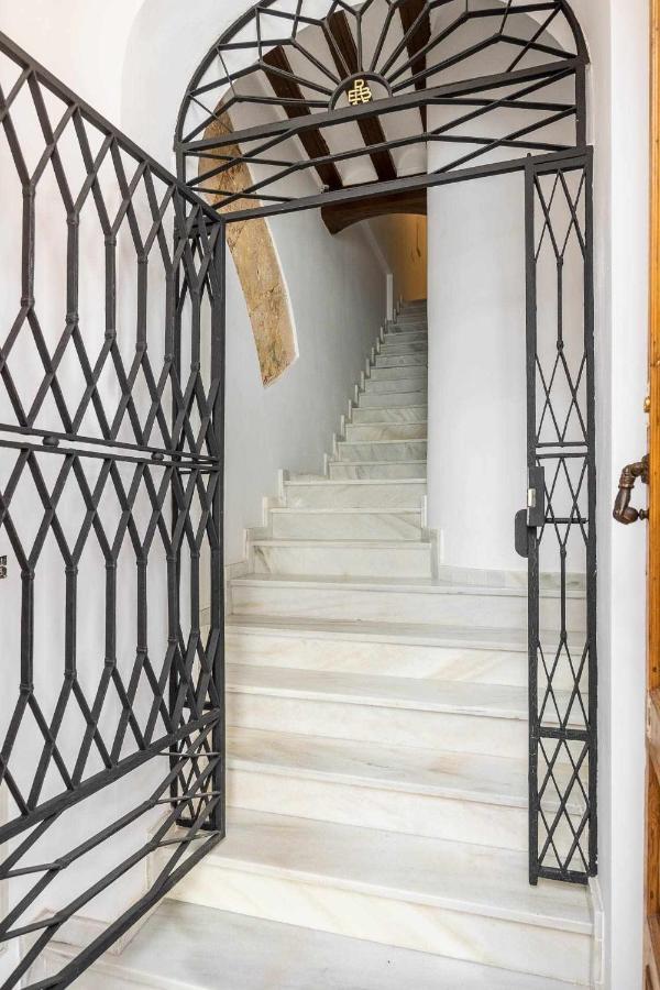 Comfy Away - Apartamento Exclusivo Mercado De Triana Con Balcon Sevilha Exterior foto