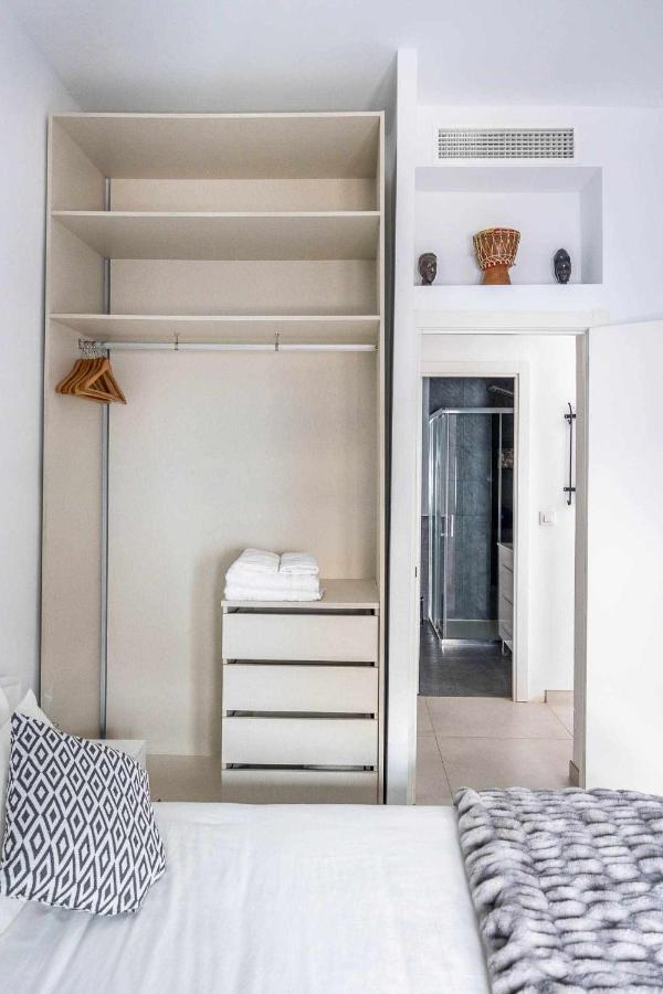 Comfy Away - Apartamento Exclusivo Mercado De Triana Con Balcon Sevilha Exterior foto